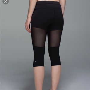 Lululemon training tough crop size 8